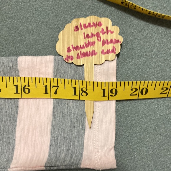 Lucky polo gray and pink blouse with collar. 3/4 sleeves Size XS. 100% cotton. - Picture 7 of 12